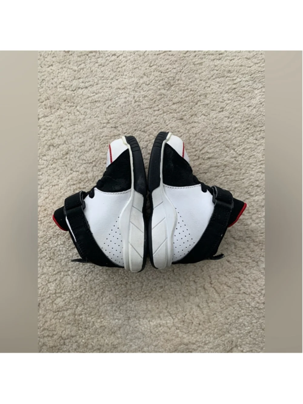 Nike Toddler Size 5.5 Black and White Flight High Top Athletic Sneakers